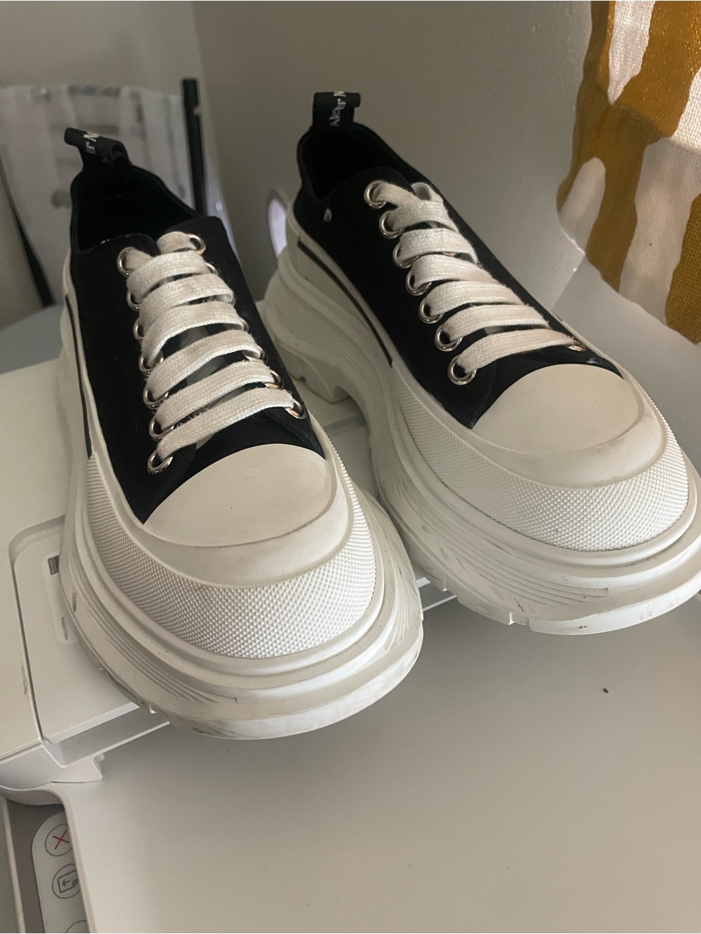 Alexander McQueen Black and White Platform Low-Top Sneakers